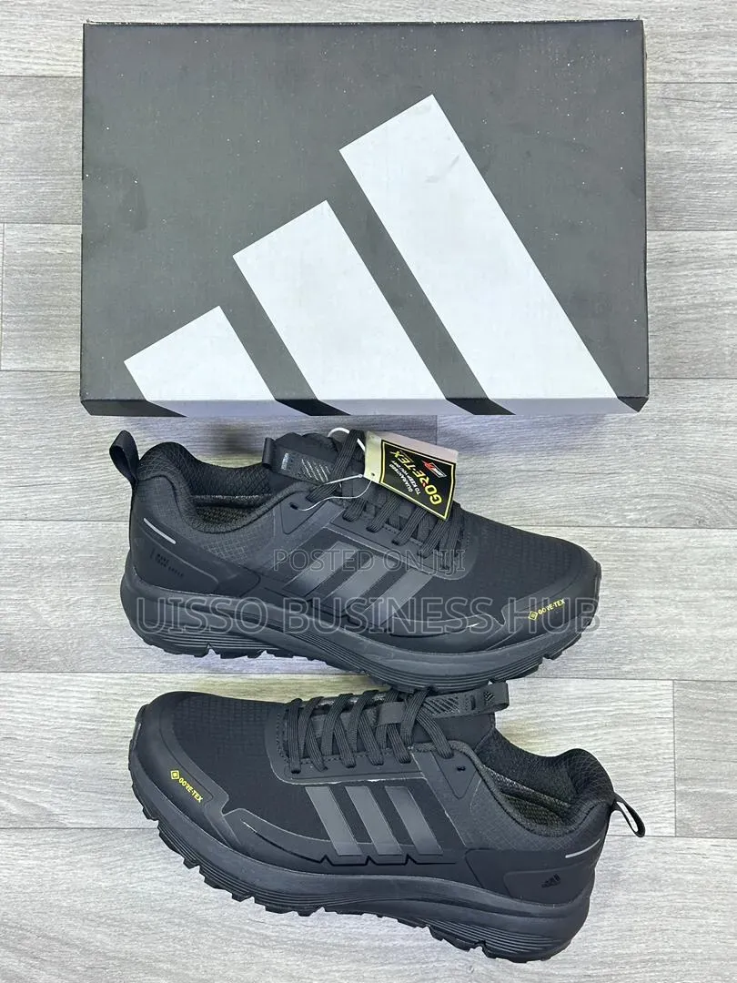 Town Shoes Pro