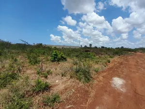 Kiwanja Kinauzwa Kigamboni Geza Ulole