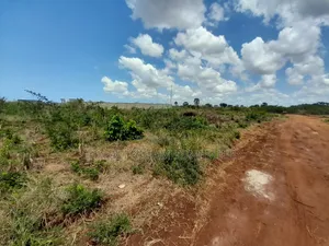 Kiwanja Kinauzwa Kigamboni Geza Ulole