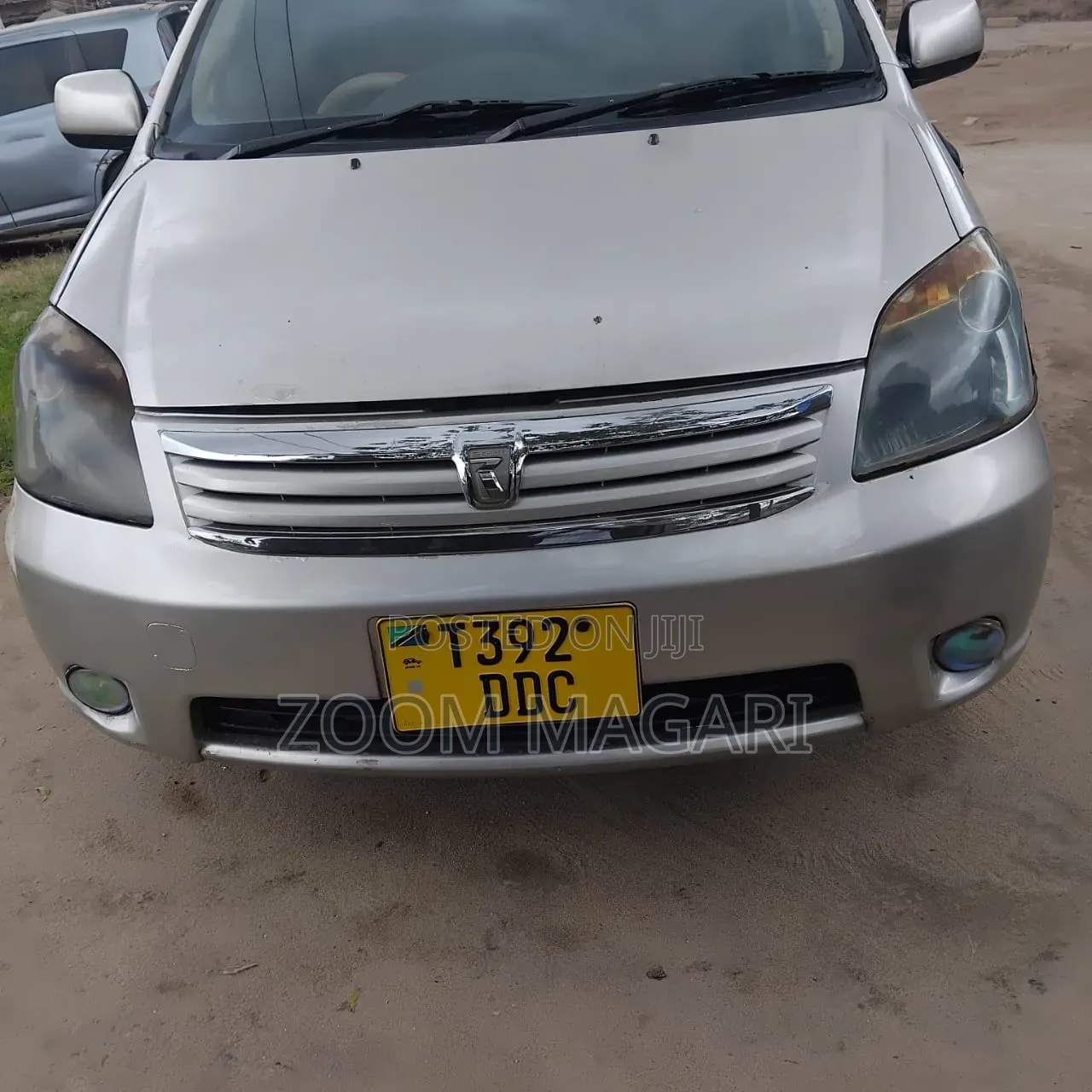 Toyota Raum 2004 Silver