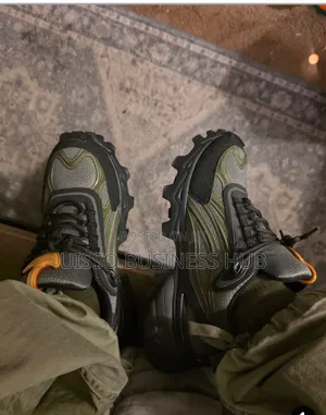 Hard Shoes Style