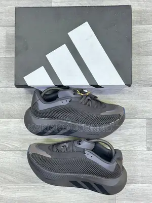 Adidas Hyperboost Original Sneakers