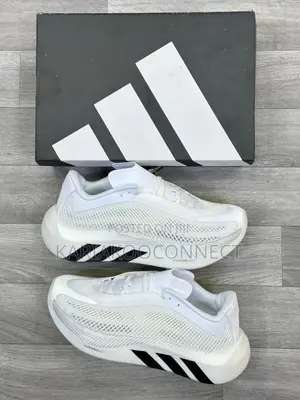 Adidas Hyperboost Original Sneakers