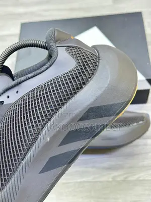 Adidas Hyperboost Original Sneakers