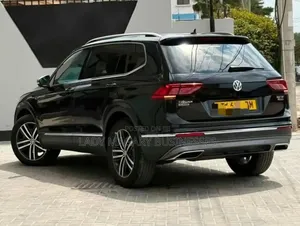 Volkswagen Tiguan 2019 Black