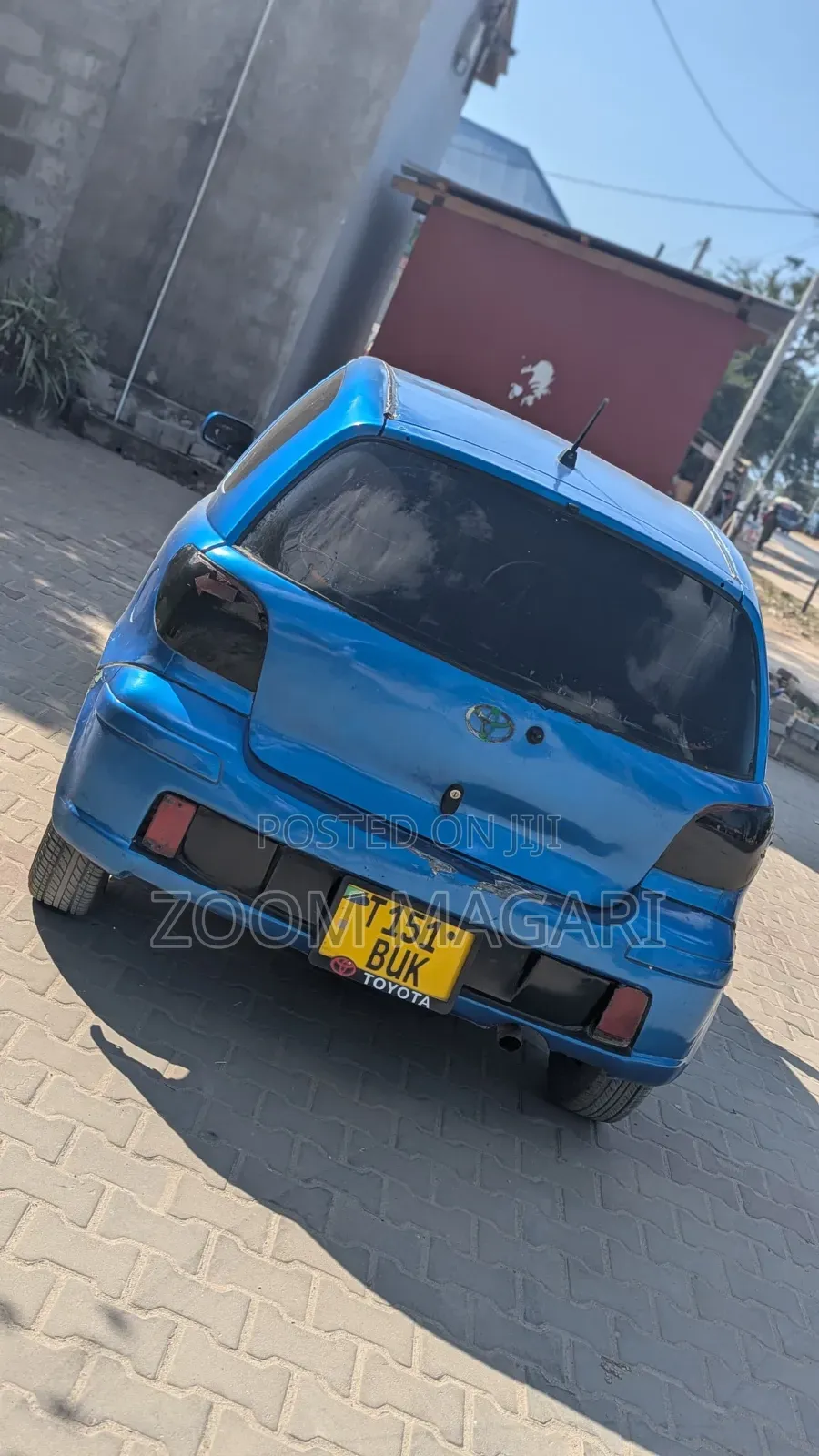 Toyota Vitz 2004 Blue