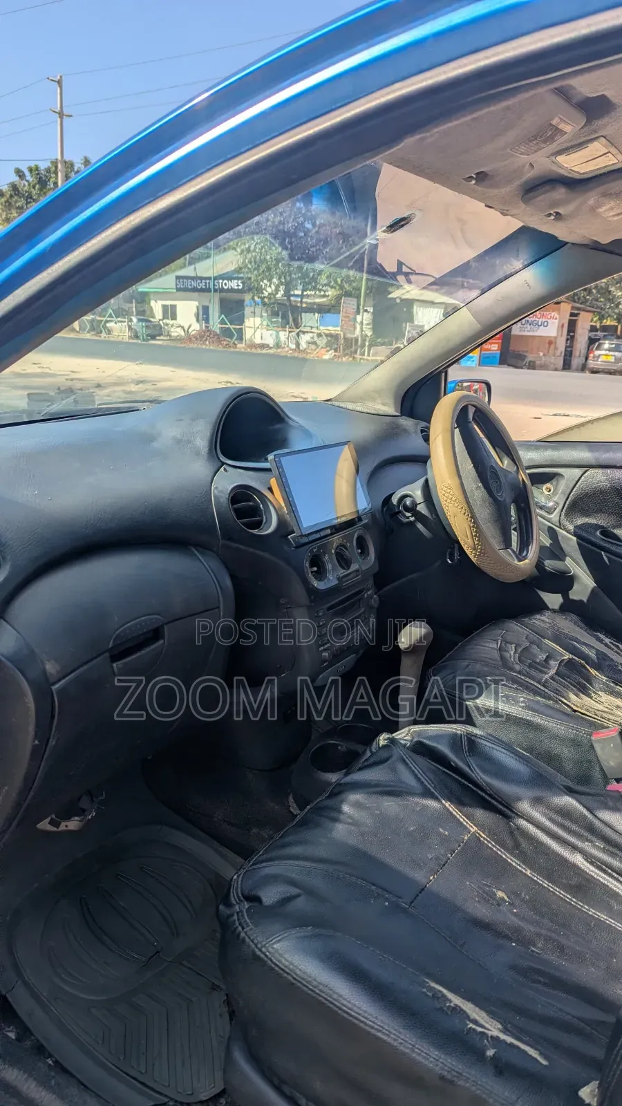 Toyota Vitz 2004 Blue