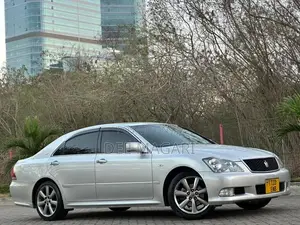 Toyota Crown 2006 Silver