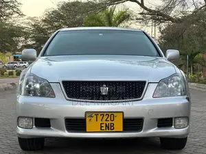 Toyota Crown 2006 Silver