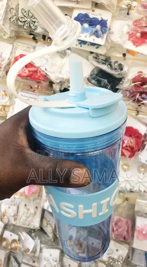 UNISEX Bottle New Brand