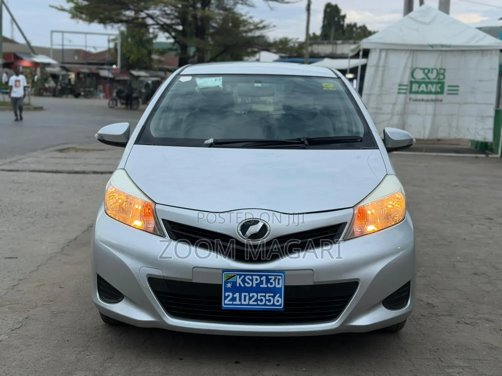 Toyota Vitz 2006 Silver
