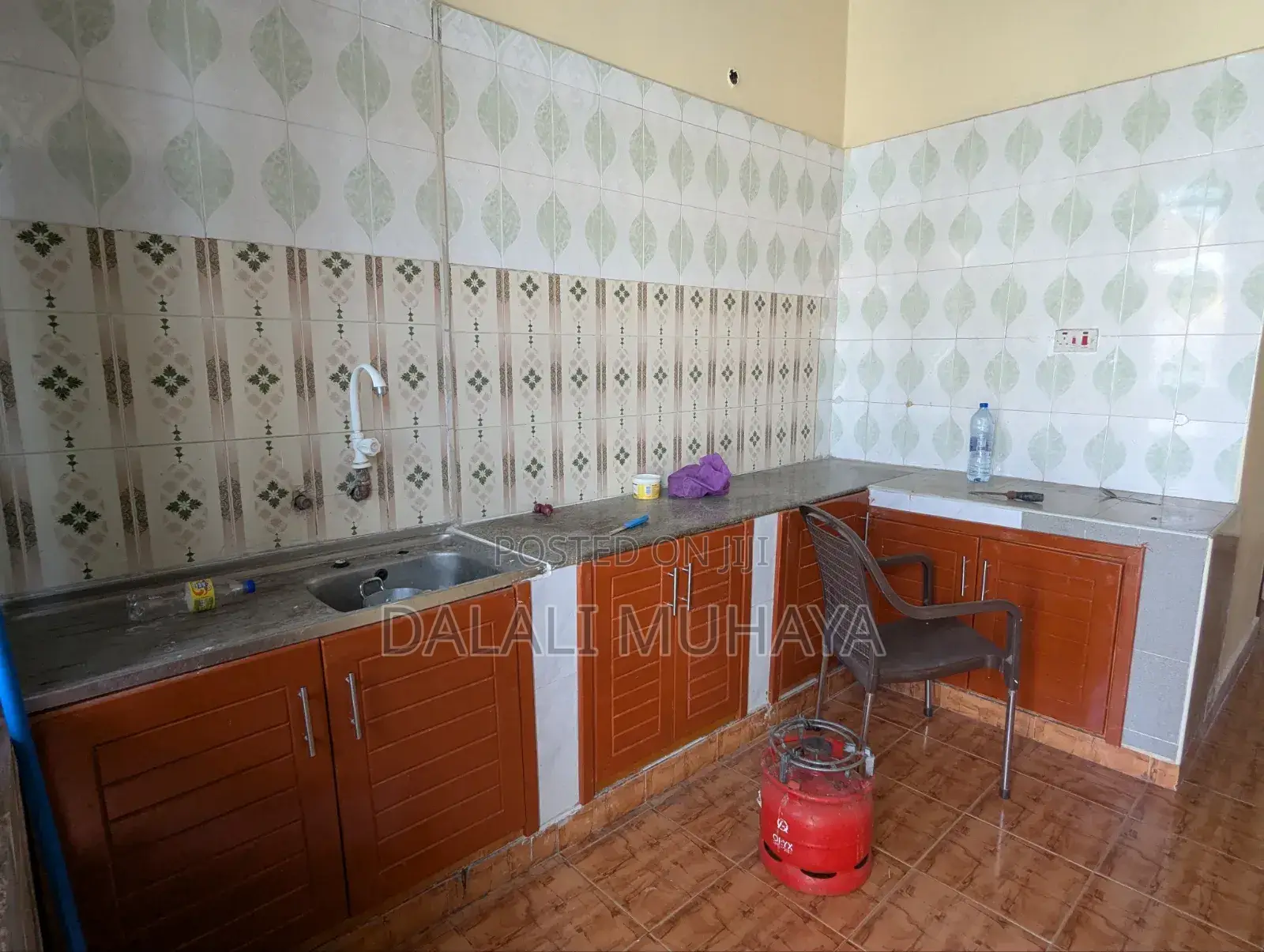 5bdrm House in Mazizini, Ukonga for sale