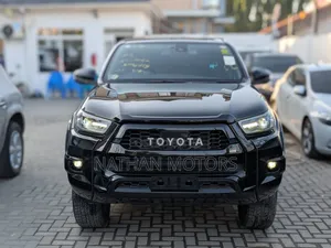 Toyota Hilux 2023 Black