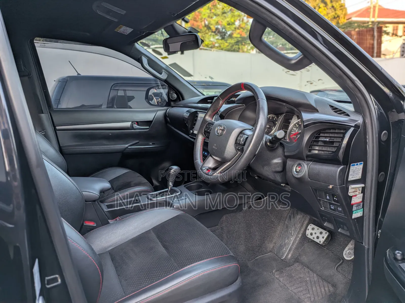 Toyota Hilux 2023 Black