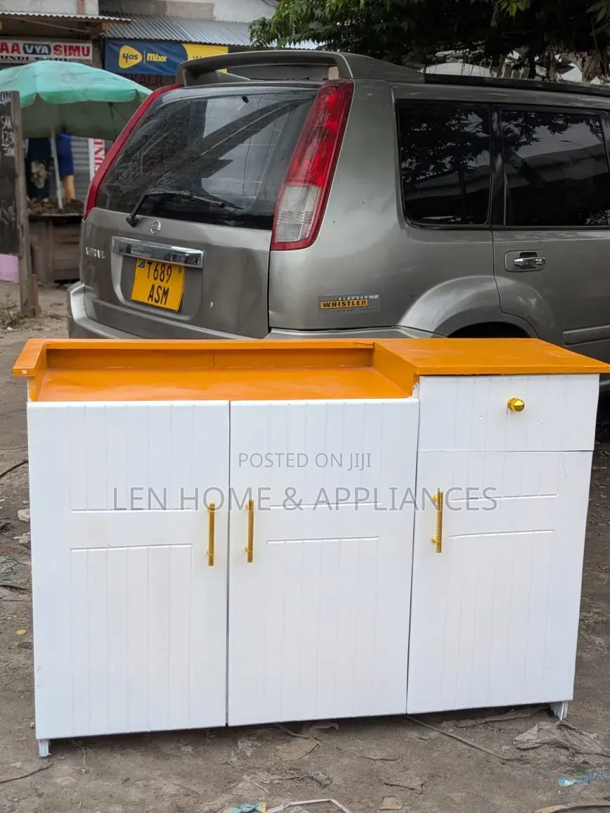 Kitchen Cabinet Full Na Jiko Lake Jipya