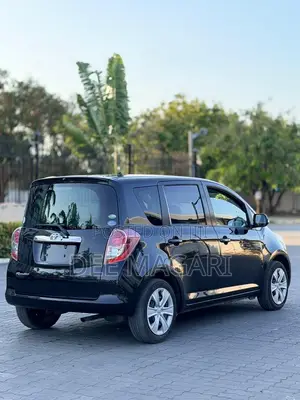 Toyota Ractis 2008 Black