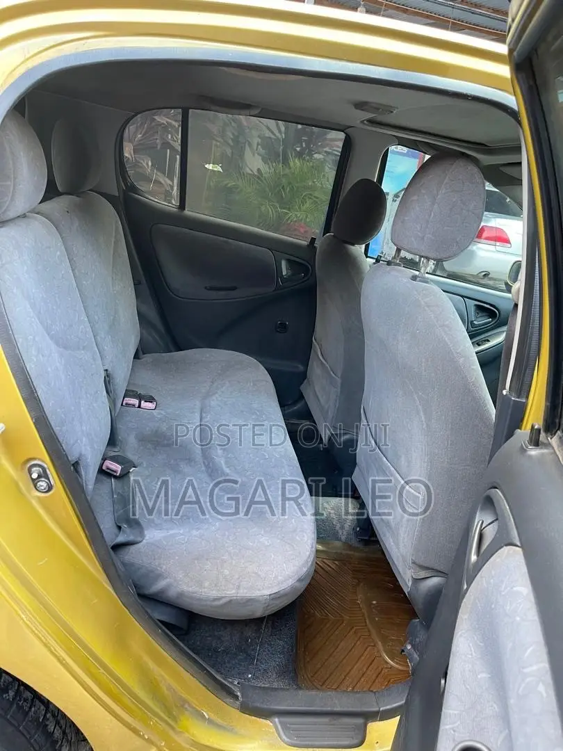 Toyota Vitz 1.0 FWD 5dr 2003 Gold