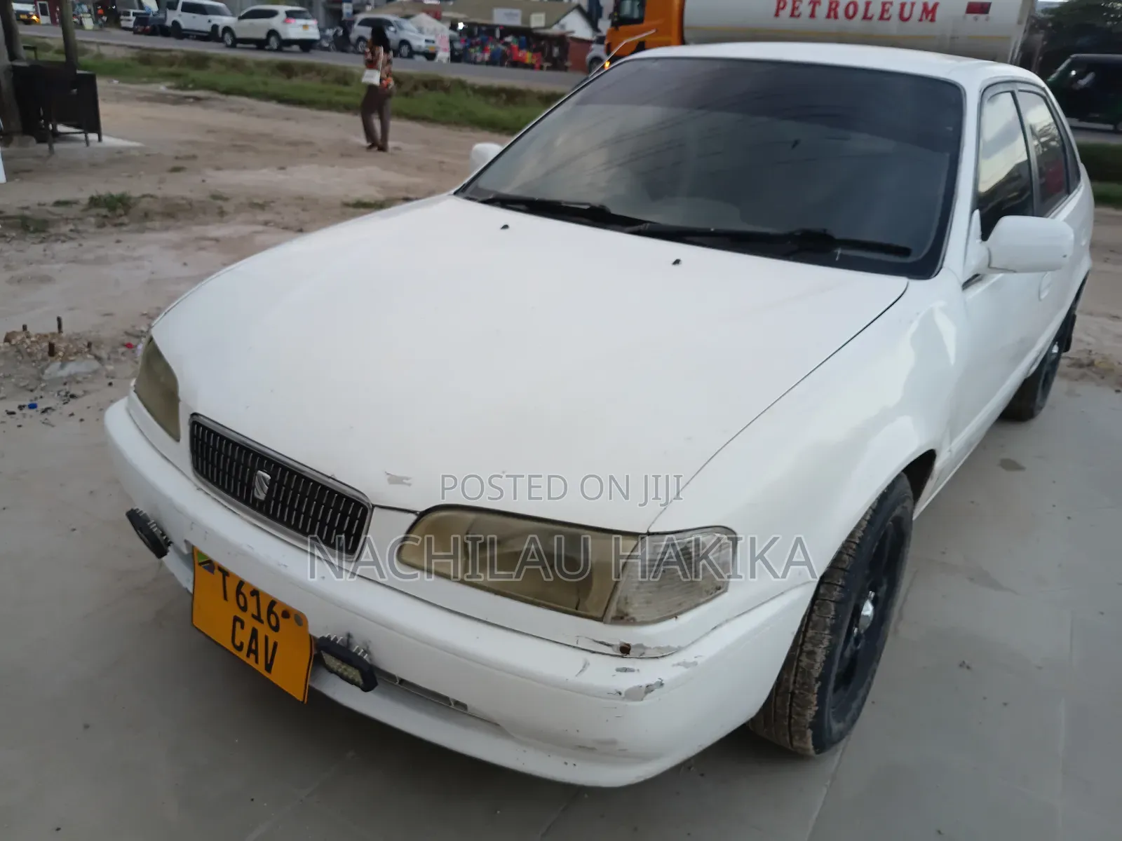 Toyota Sprinter 2000 White
