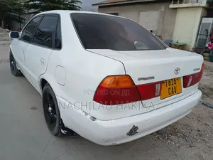 Toyota Sprinter 2000 White