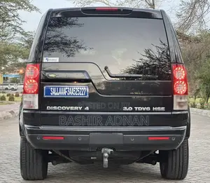 Land Rover Discovery 2015 Matt Black