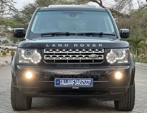 Land Rover Discovery 2015 Matt Black