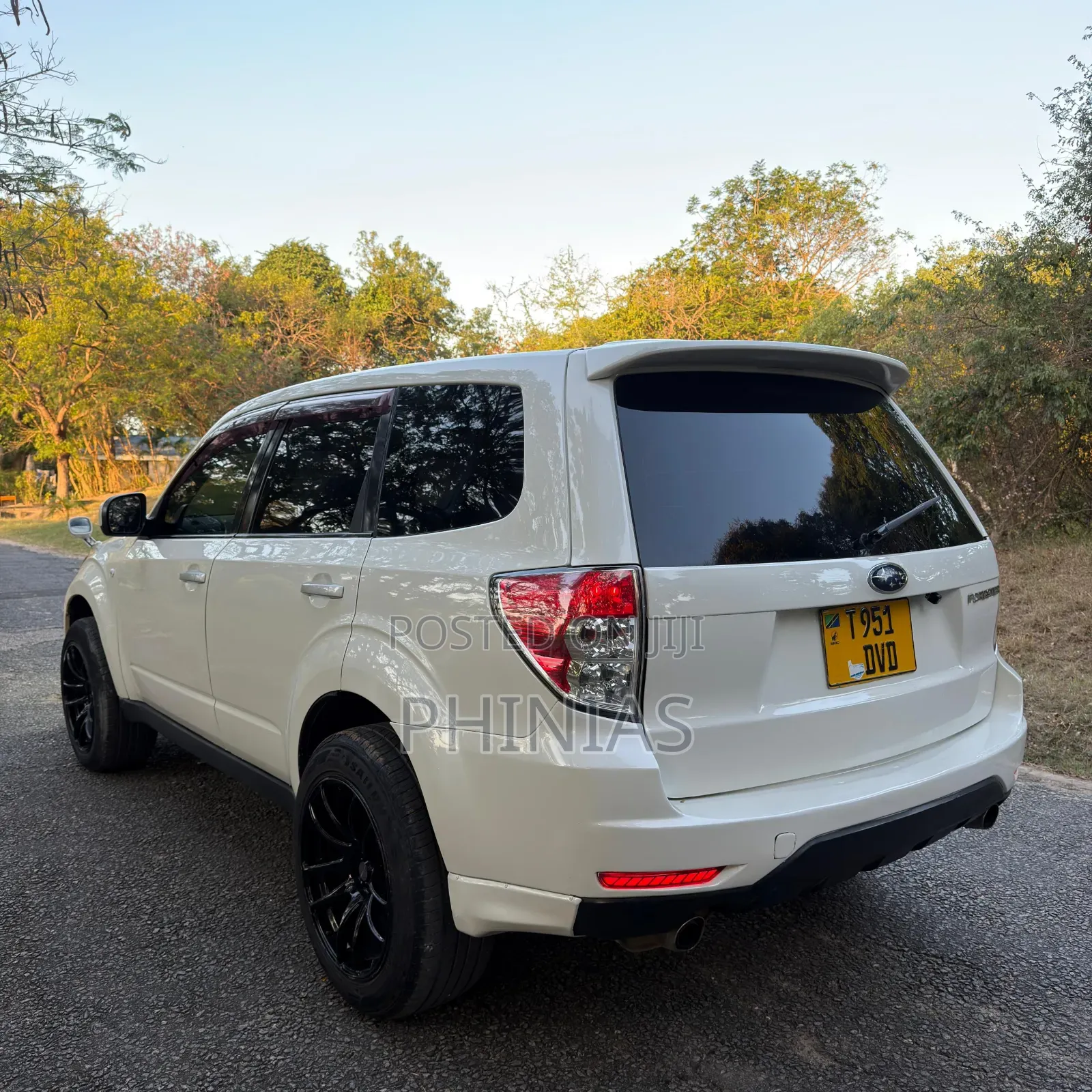 Subaru Forester 2010 White