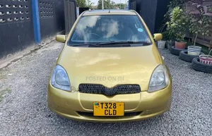 Toyota Vitz 1.0 FWD 3dr 2004 Gold