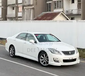Toyota Crown 2008 White