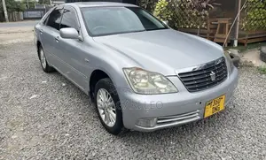 Toyota Crown Royale 2005 Silver