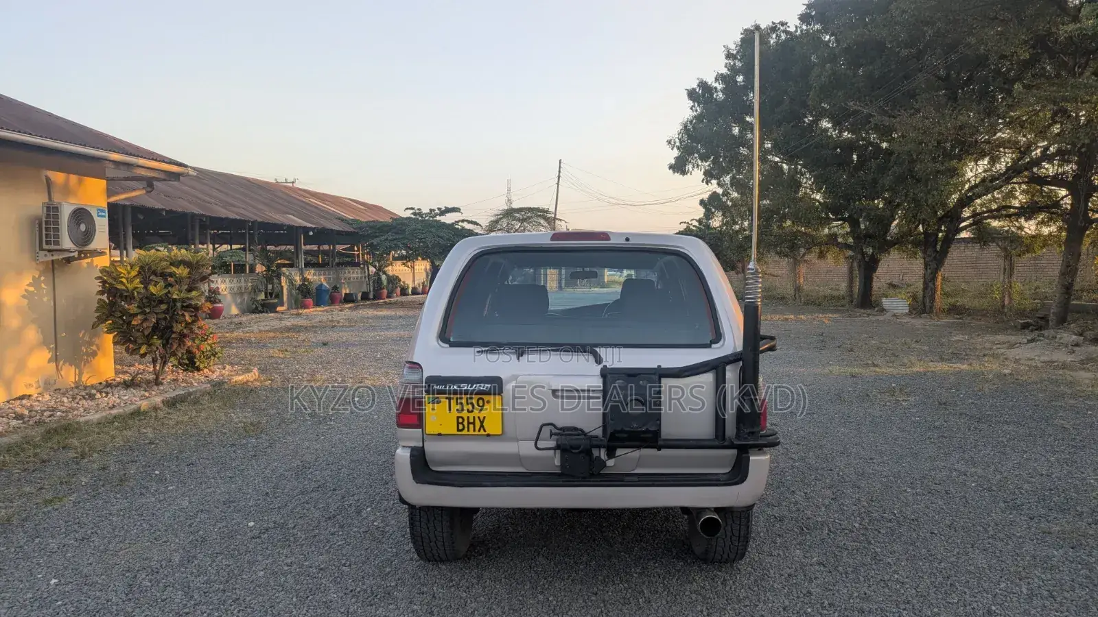 Toyota Hilux Surf 2.7 SSR 2000 Pearl