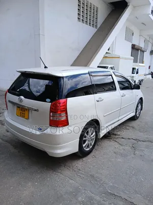 Toyota Wish 2004 White