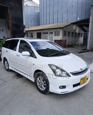 Toyota Wish 2004 White