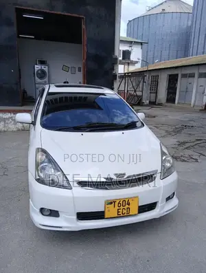 Toyota Wish 2004 White