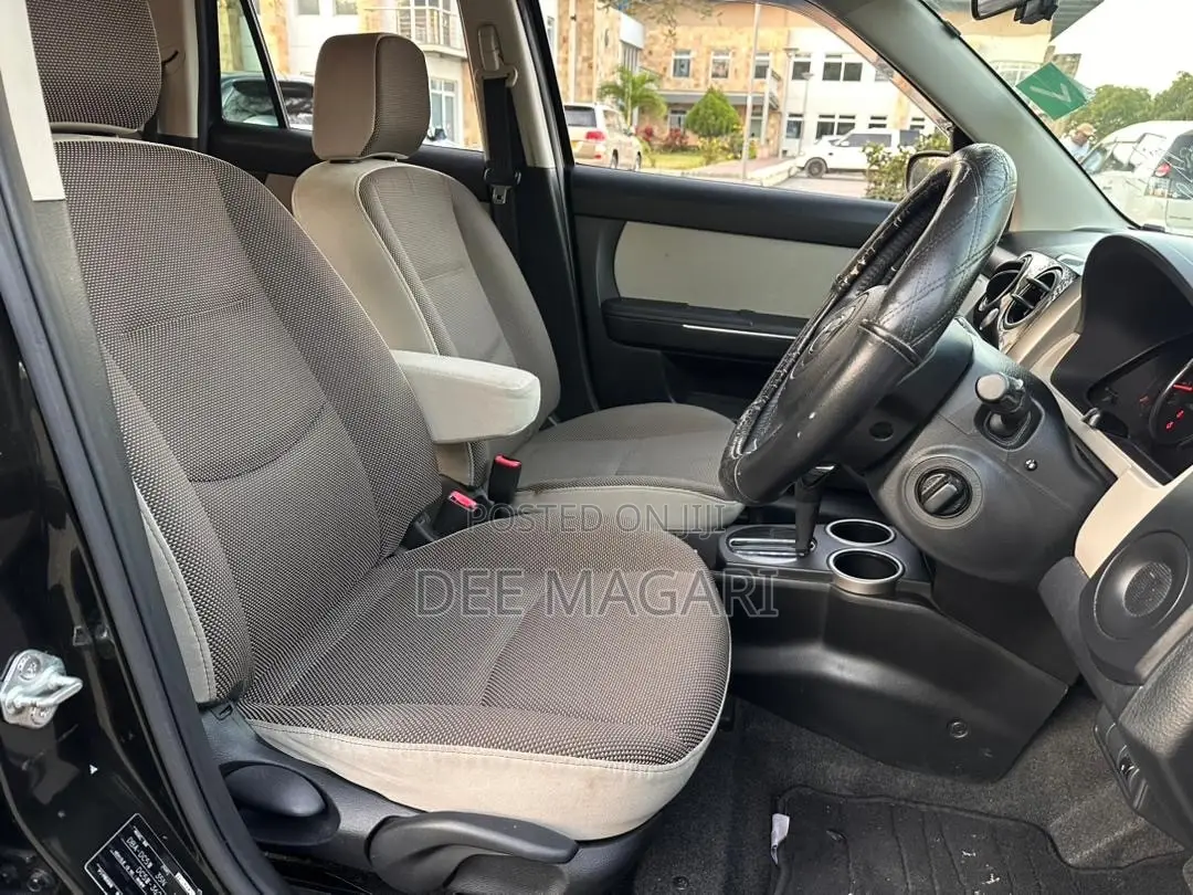 Mazda Verisa 2013 Black