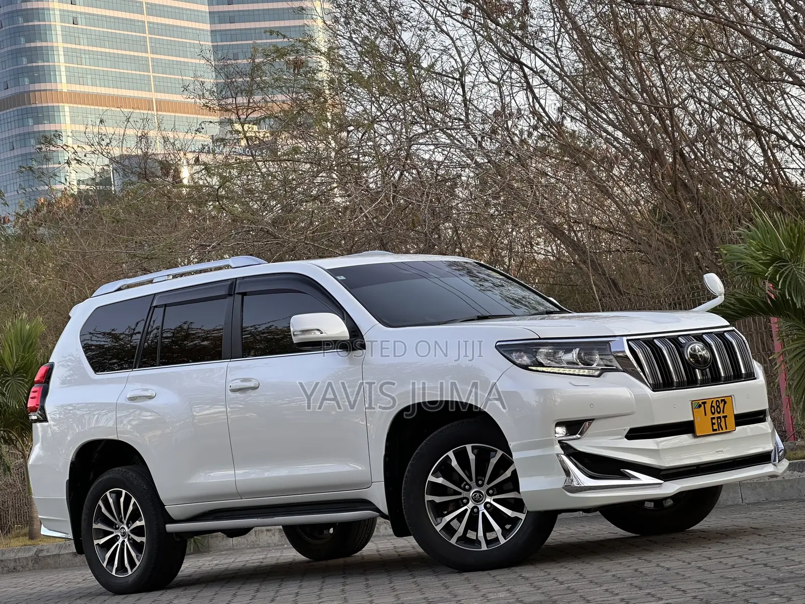 Toyota Land Cruiser Prado 2018 White