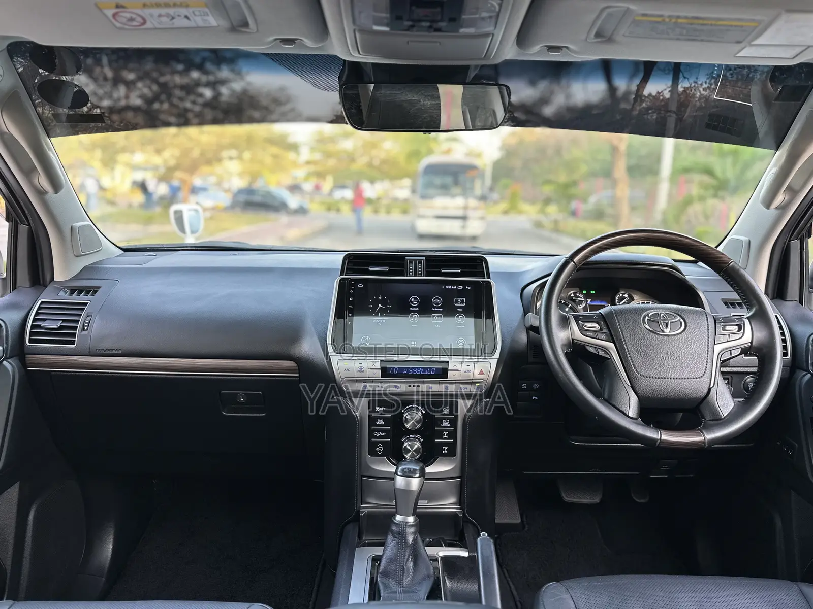 Toyota Land Cruiser Prado 2018 White