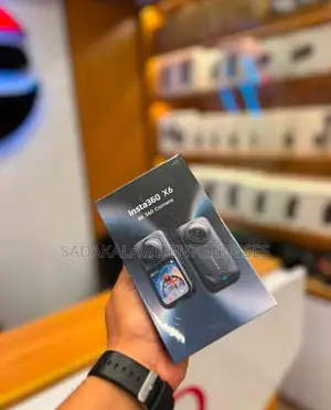 Insta 360 X6