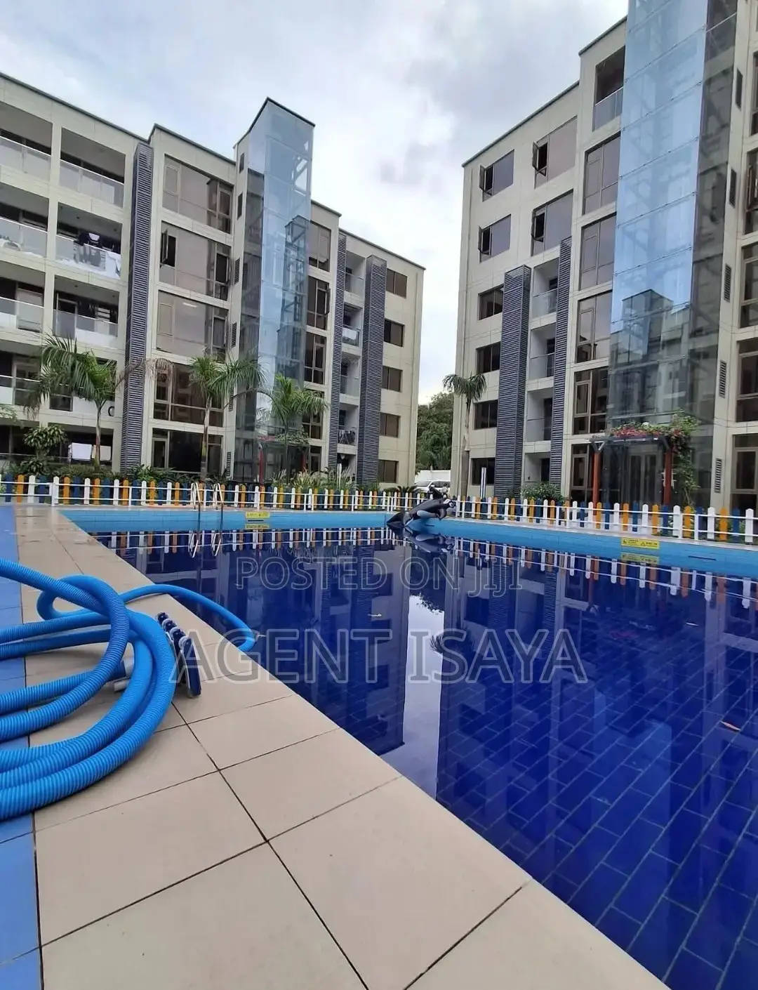 Furnished 3bdrm Apartment in Oyster Bay for sale