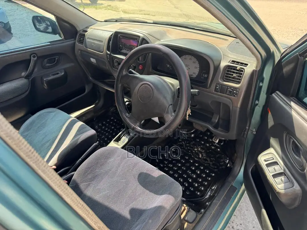 Suzuki Kei 2002 Green