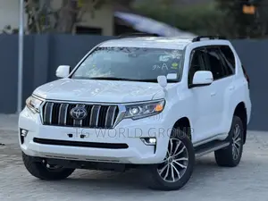 Toyota Land Cruiser Prado 2.8 2021 White