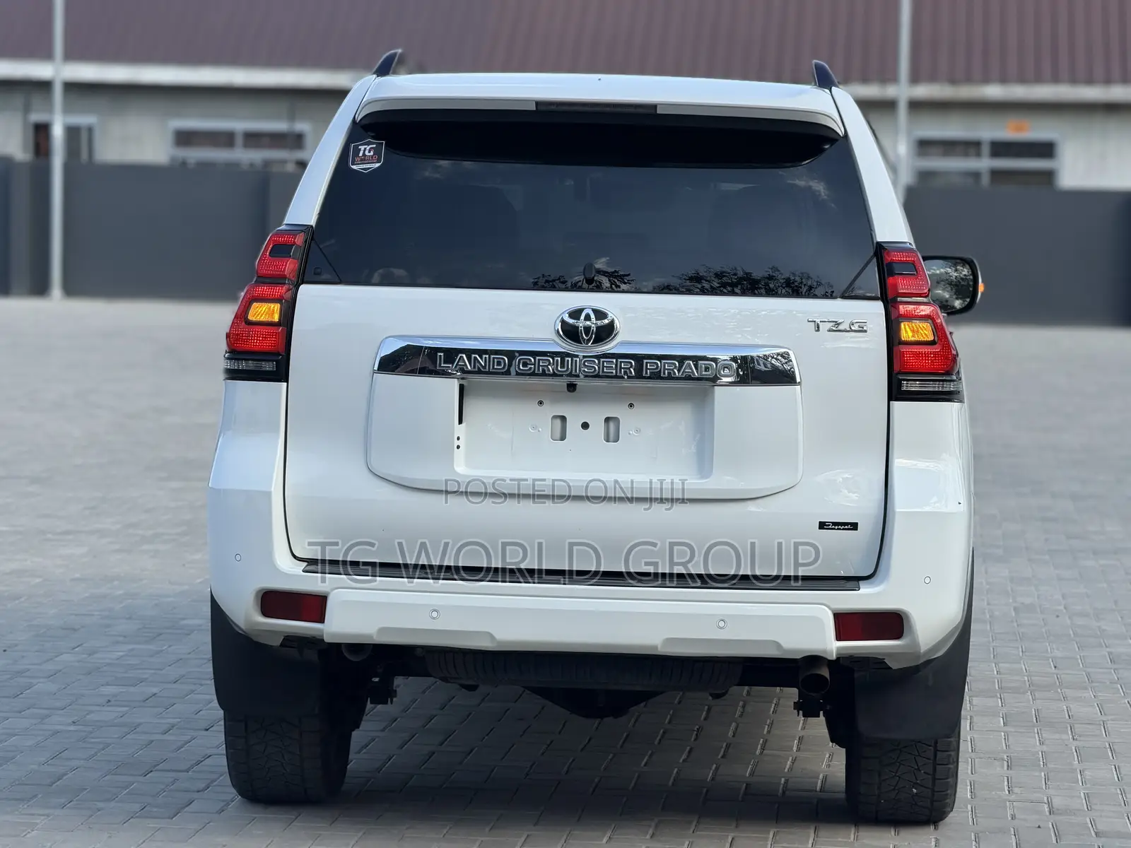 Toyota Land Cruiser Prado 2.8 2021 White