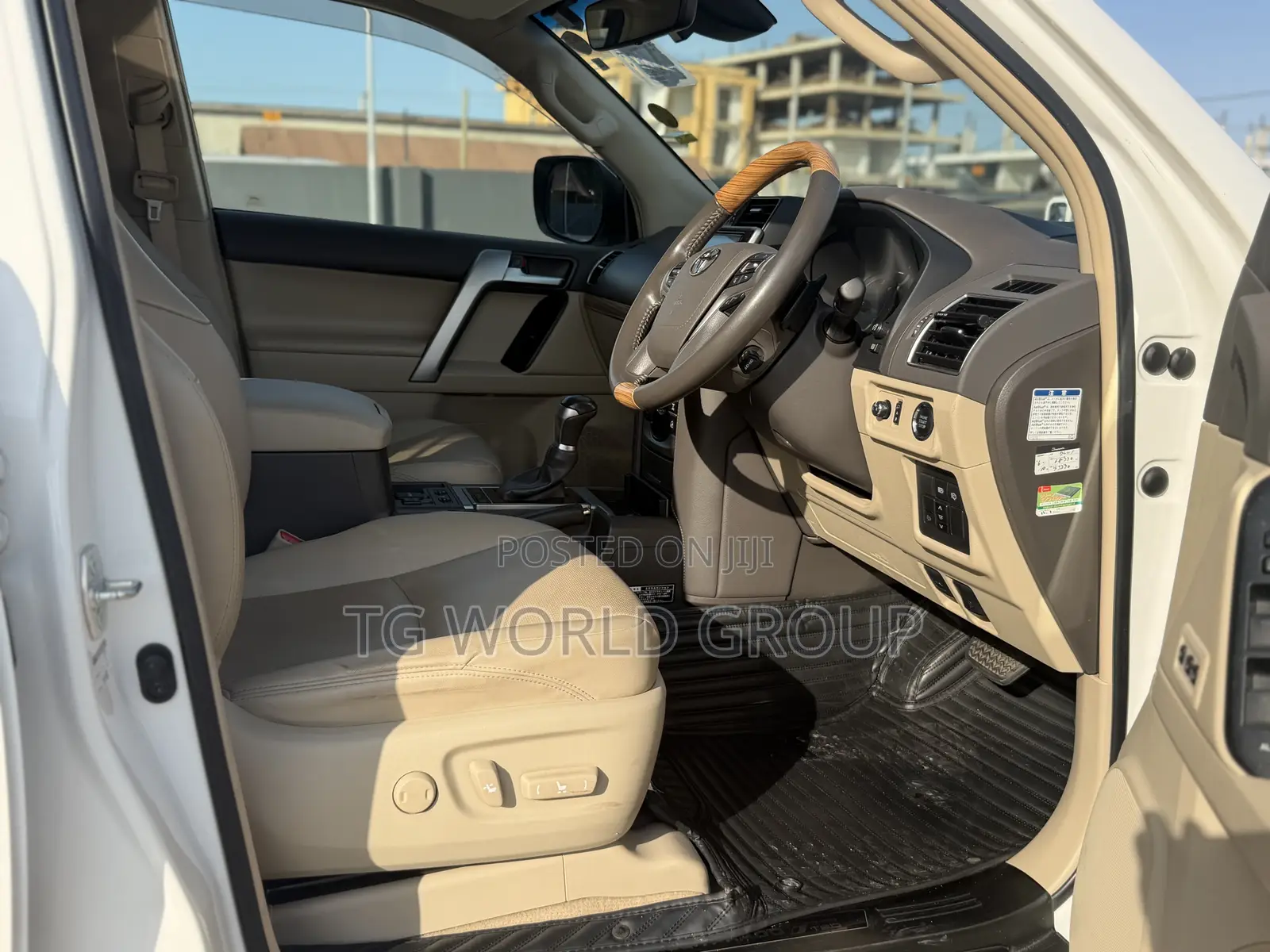 Toyota Land Cruiser Prado 2.8 2021 White
