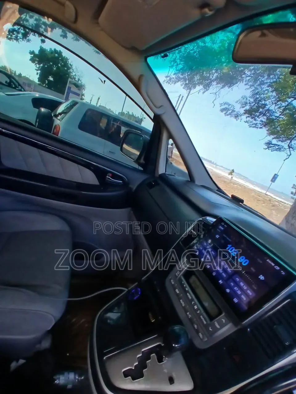 Toyota Alphard 2005 Silver