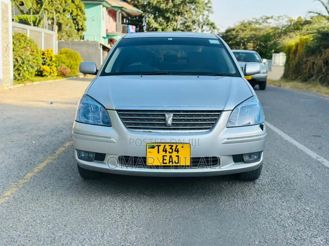 Toyota Premio 2005 Silver