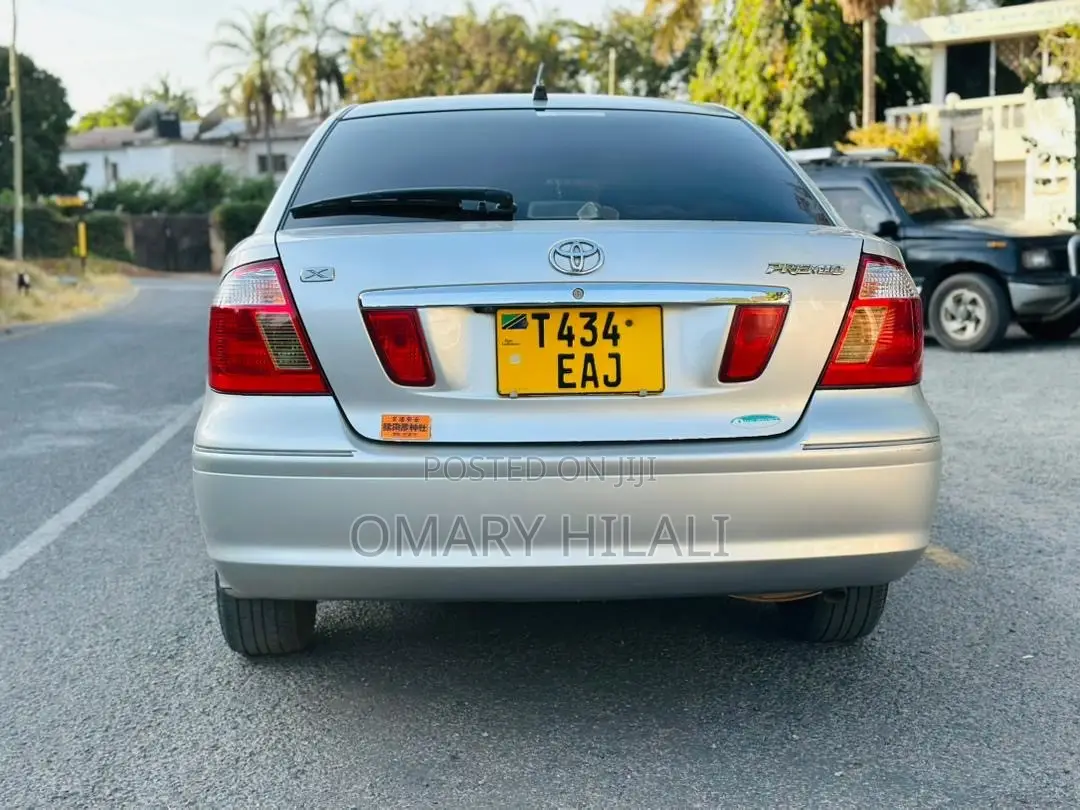 Toyota Premio 2005 Silver