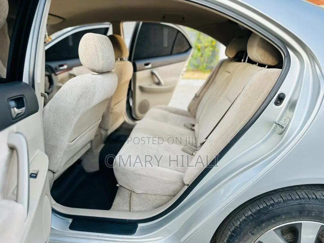 Toyota Premio 2005 Silver