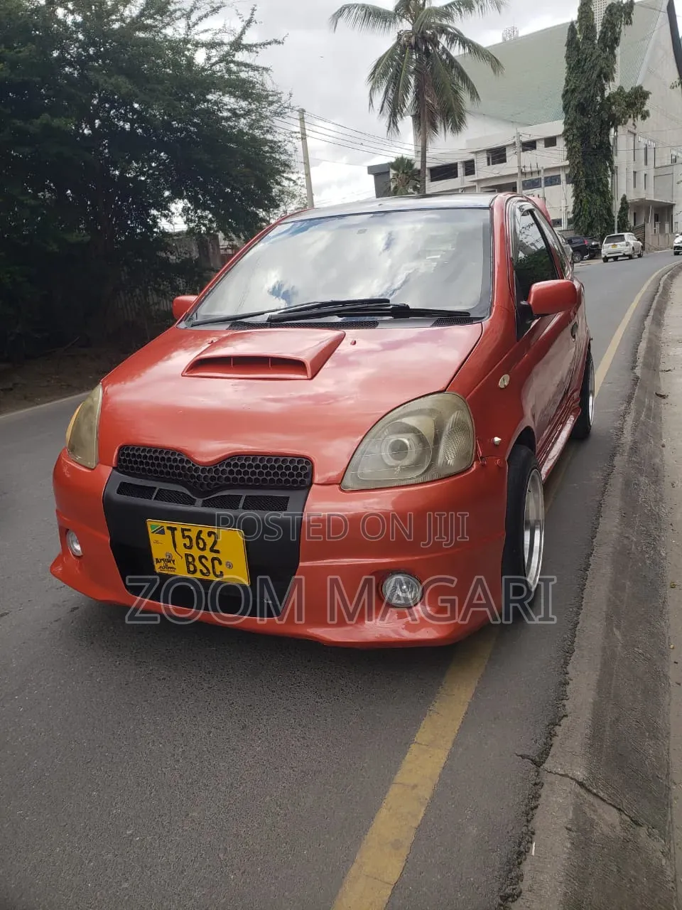 Toyota Vitz 2002 Orange