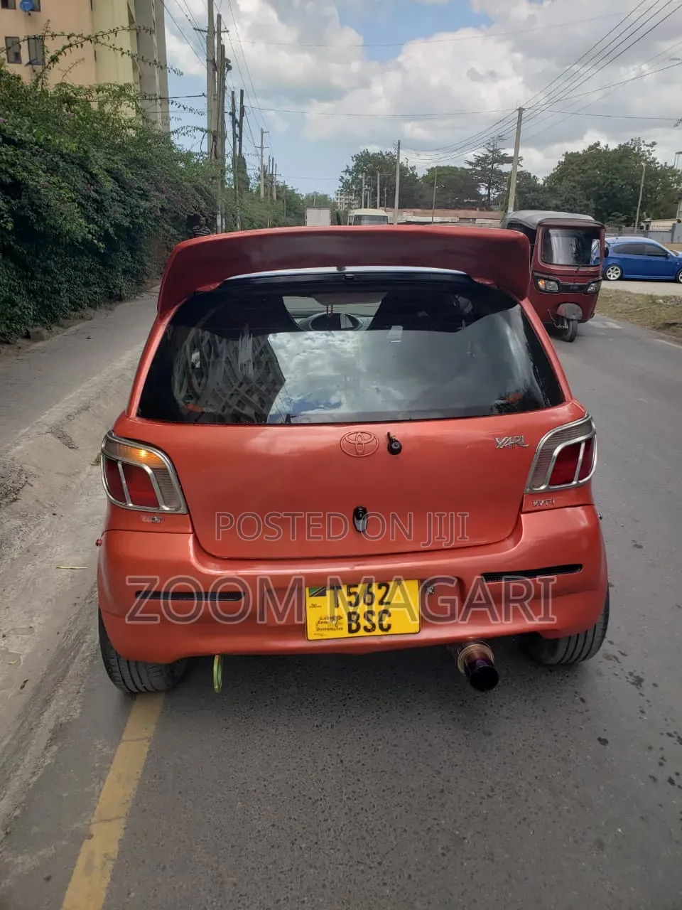 Toyota Vitz 2002 Orange
