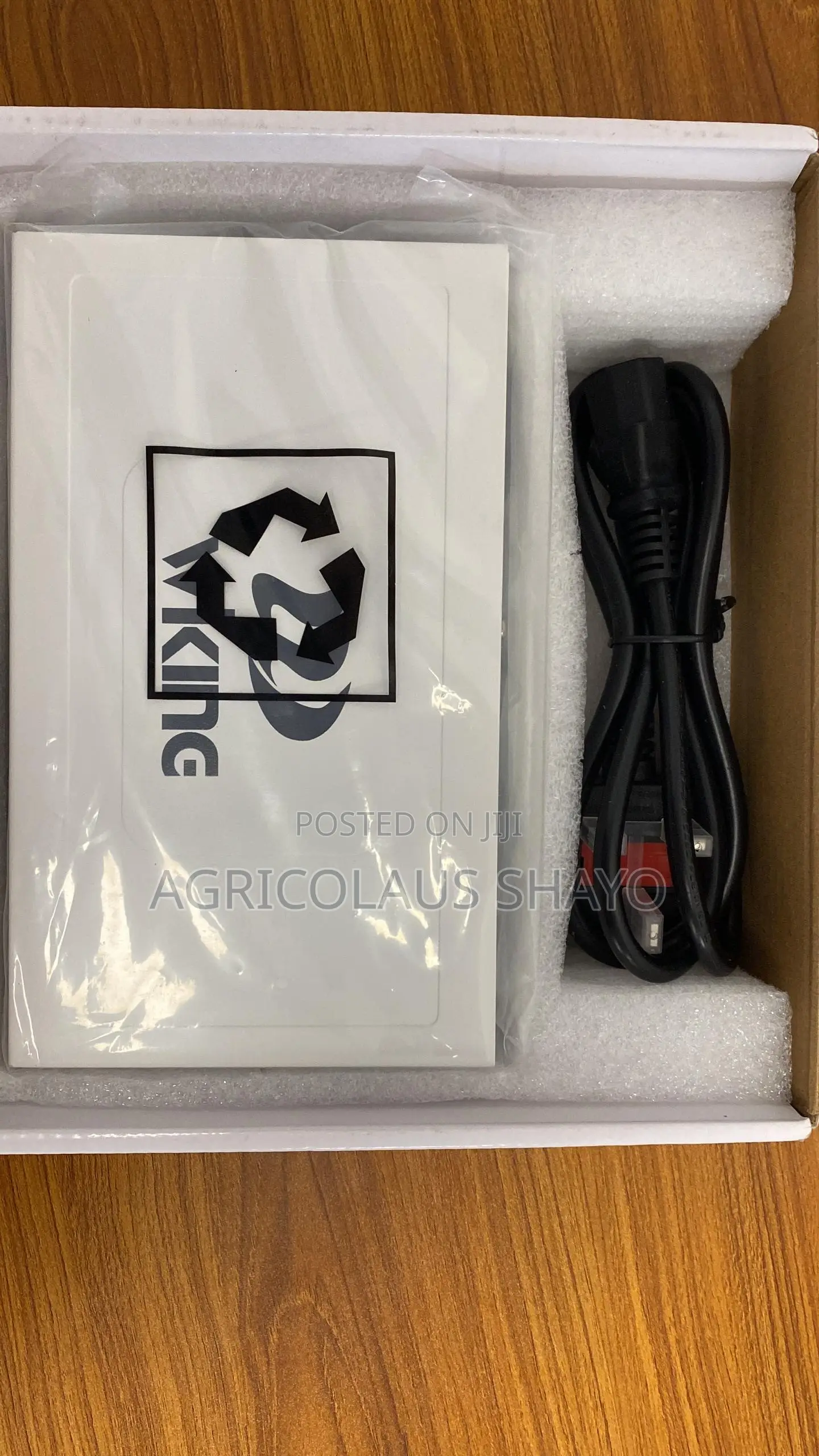 Wiking WK-PS310 10-Port PoE Switch (8-Port PoE + 2 Gigabit Uplink)