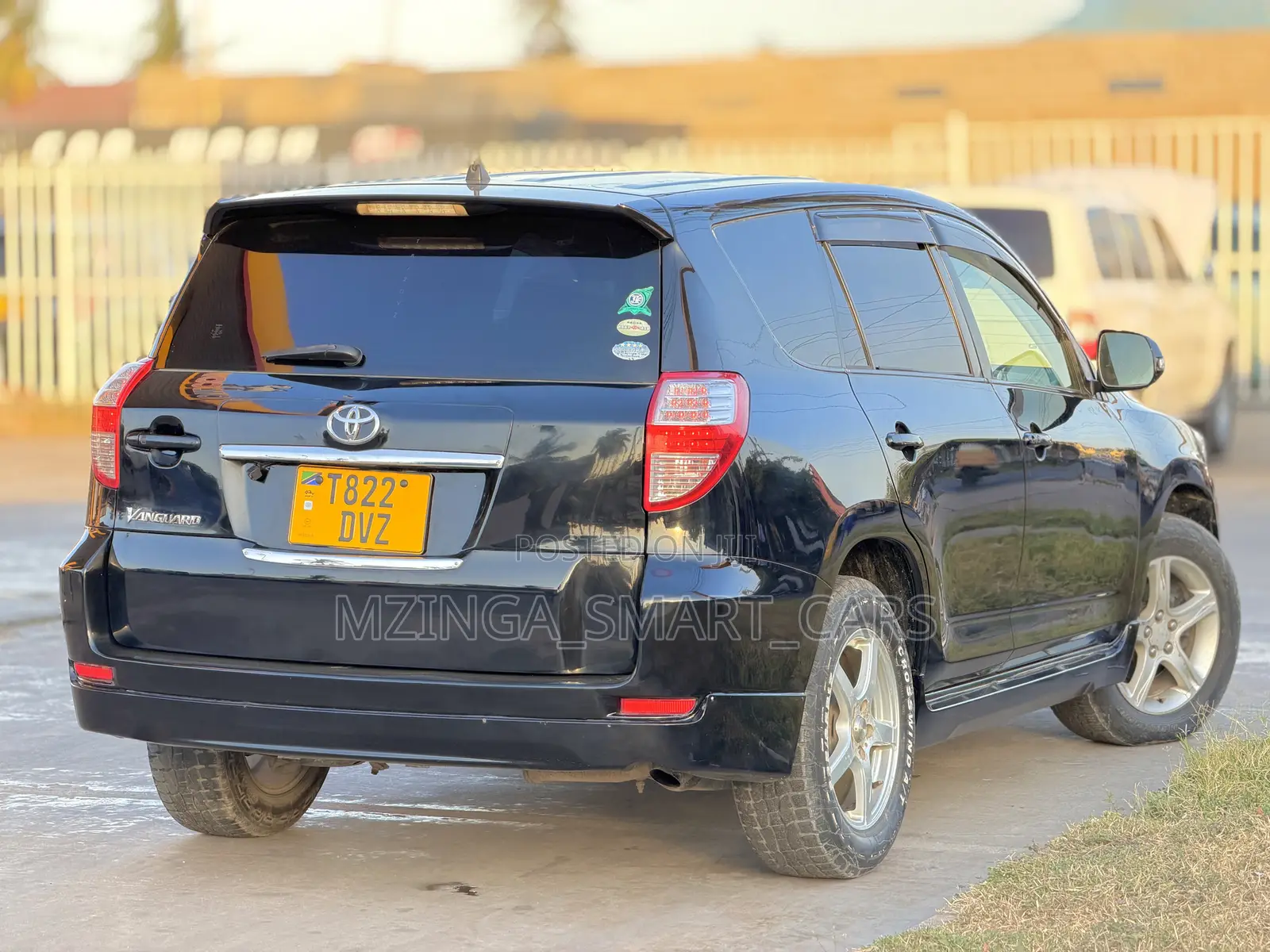 Toyota Vanguard 2010 Black